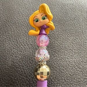 Dorrables Rapunzel beaded pen